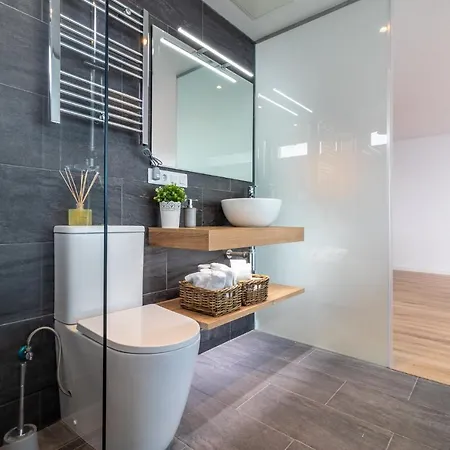 Flatguest Ansite + Deluxe + Panoramic Views + Fast Wifi Appartement