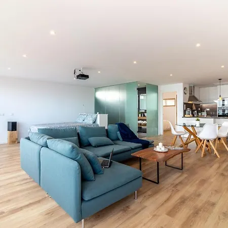 Flatguest Ansite + Deluxe + Panoramic Views + Fast Wifi *